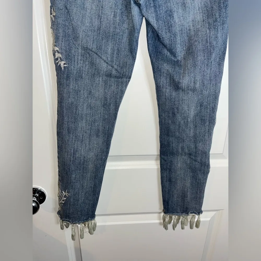 Coco + Carmen Embroidery Jeans Denim Floral Embroidery Tassel Trim End Caps S/M - Image 12