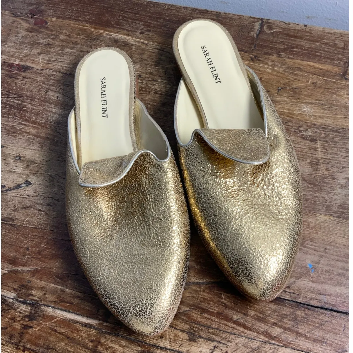 Sarah Flint Andrea Slide in gold size 40 - Image 2