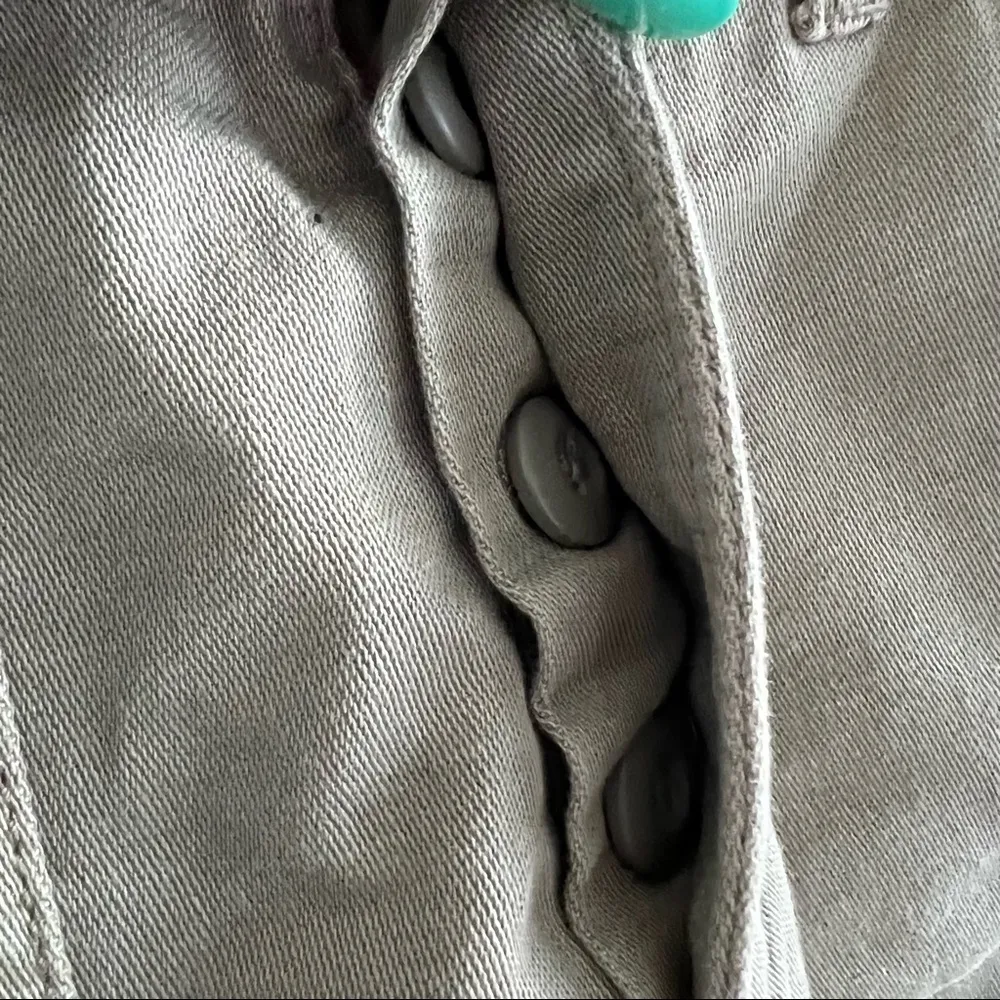 American Eagle Muted Army Green Button Fly Fray Hem Shorts Cargo Utility Style - Image 6