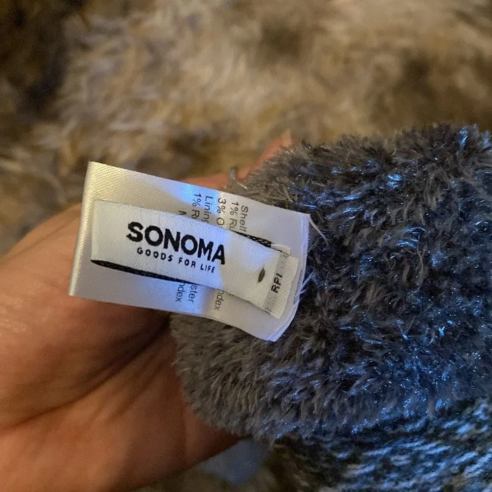 NWOT  soft & cozy mittens - Image 4