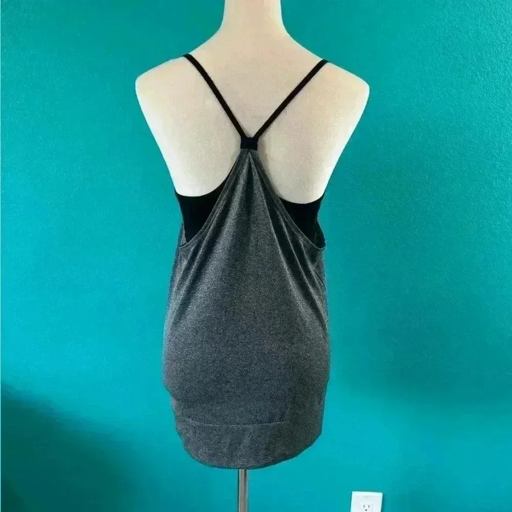 C9 by champion grey athletic workout top in size medium - Image 2