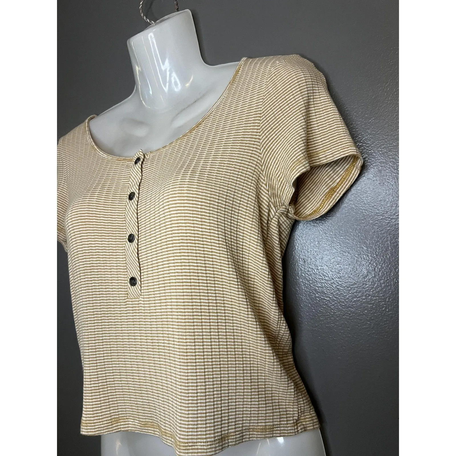 American Eagle Outfitters Shirt Womens Small Beige Stripe Button Front Cropped - Image 3