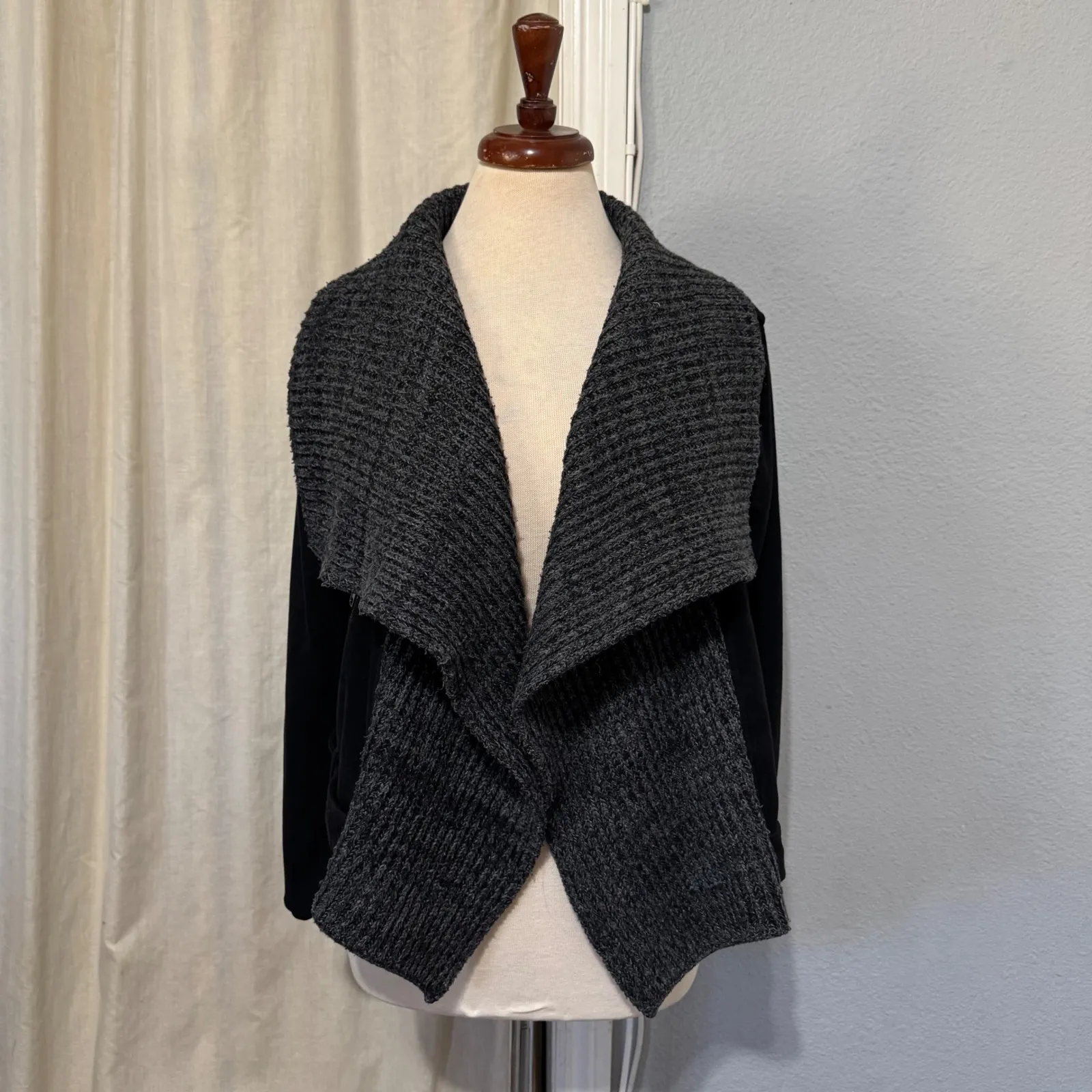 LUSH Women Black Drape Front Cardigan Sweater Jacket Knit Waterfall Size S - Image 3