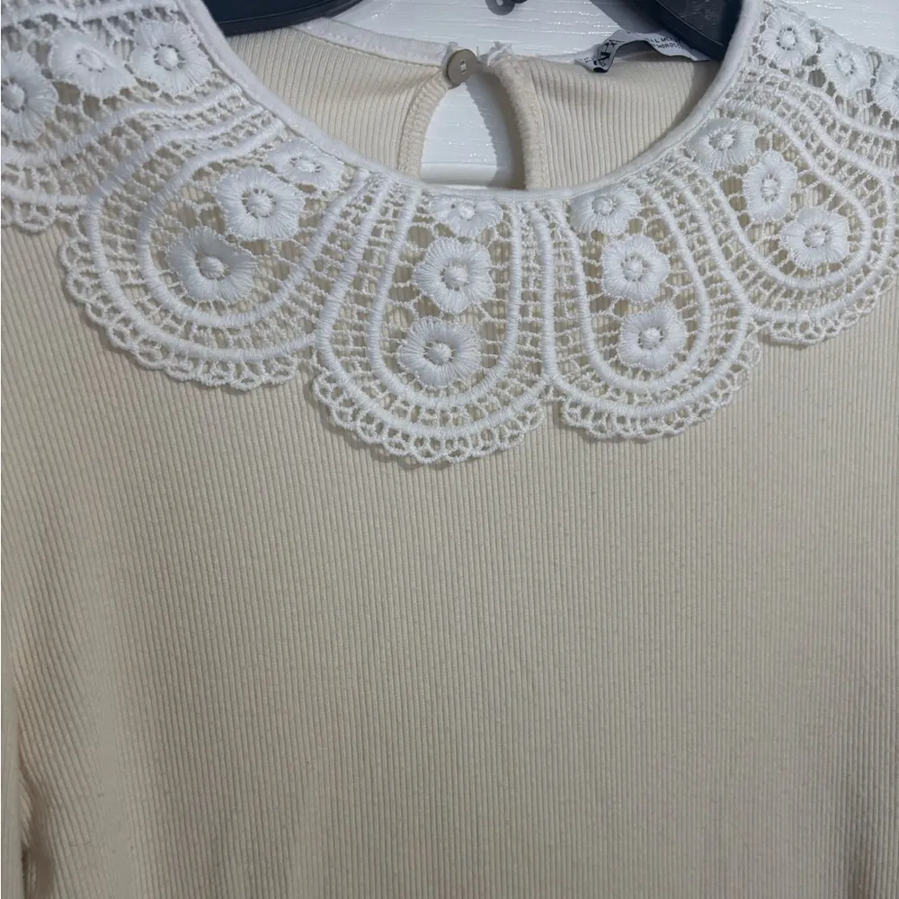 Zara top with white lace collar - Image 4