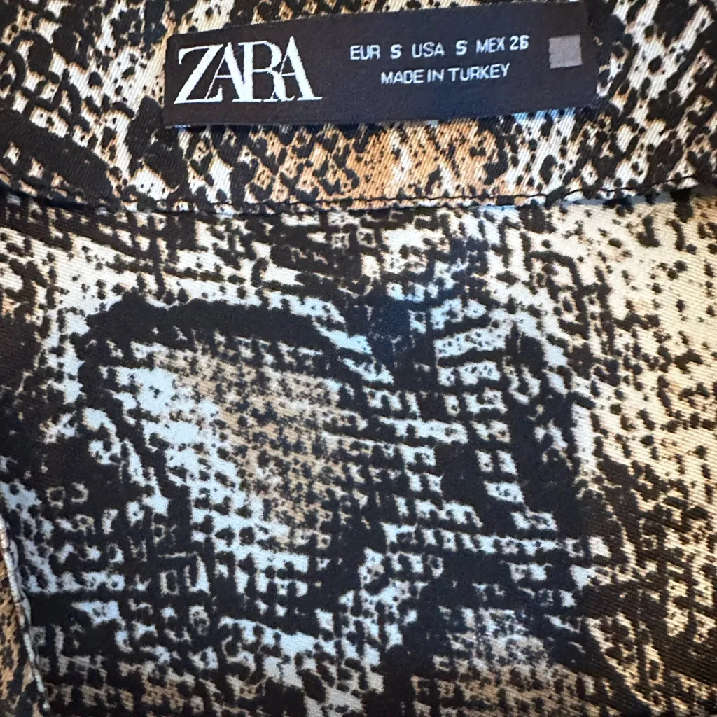 Zara Snake Print Midi Slip Skirt Front Slit Button Detail Casual Size Small - Image 5