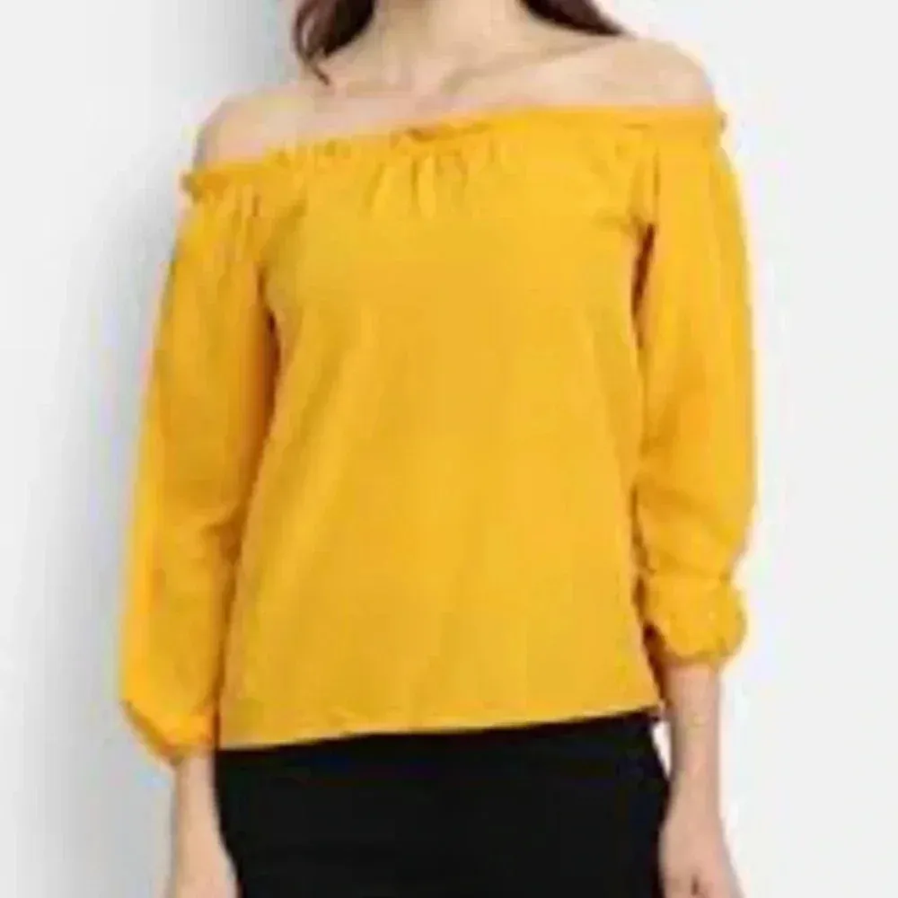 💥Moa Moa Off-Shoulders Yellow Top M - Image 2