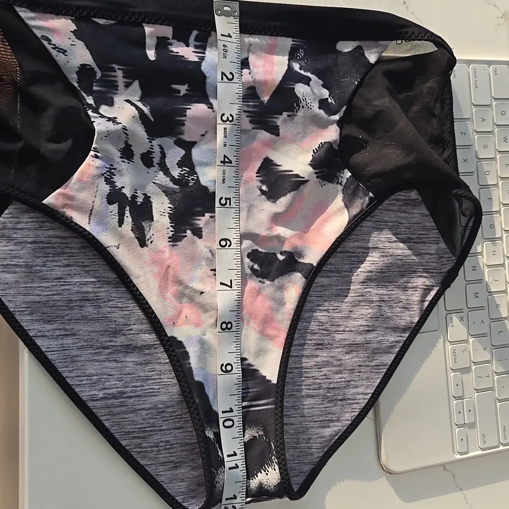 Lululemon Salty Swim Bikini Set Reversible size XS - Image 15