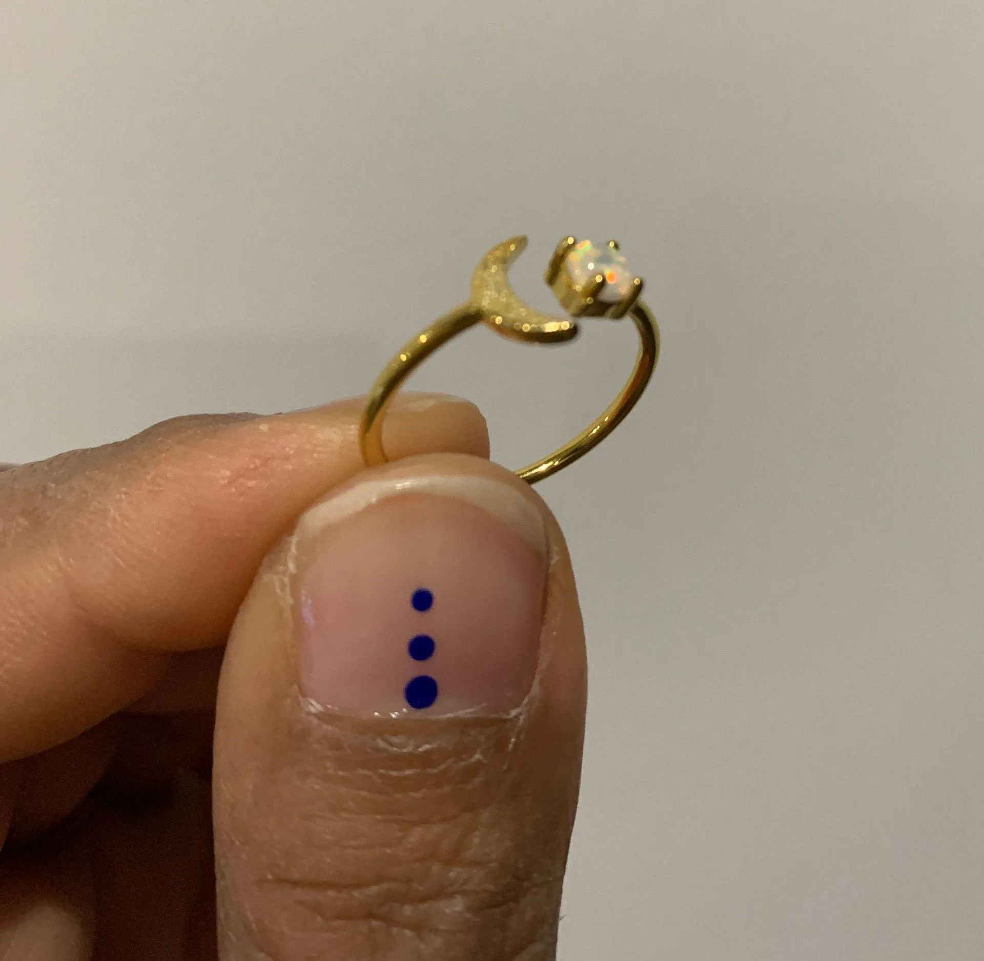 Beverly Hills Boutique Ring... Gold - Image 5