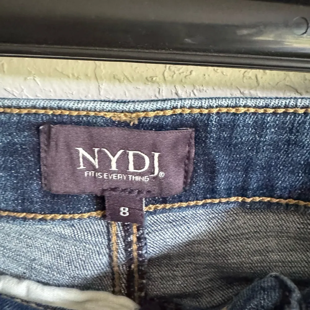 NYDJ Dark Wash Blue Denim Straight Leg Capris Womens 8 Casual Stretch - Image 2