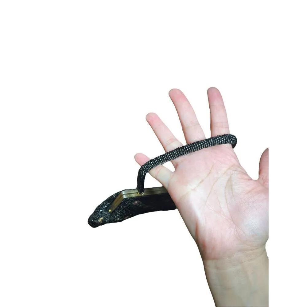 Vintage Beaded Handbag Black Beads Over Tapestry Kiss Lock Clasp Single Handle Black - Image 10