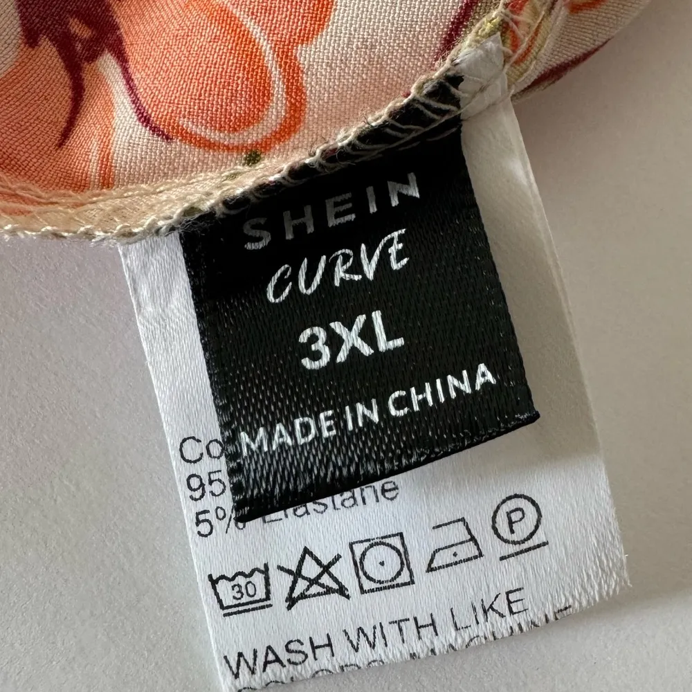 SHEIN Floral Print Square Neck Peplum top. - Image 4