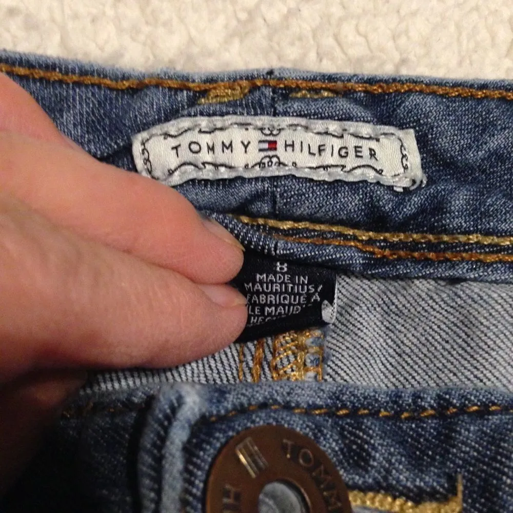 Tommy Hilfiger med wash denim boyfriend capris 8 - Image 5