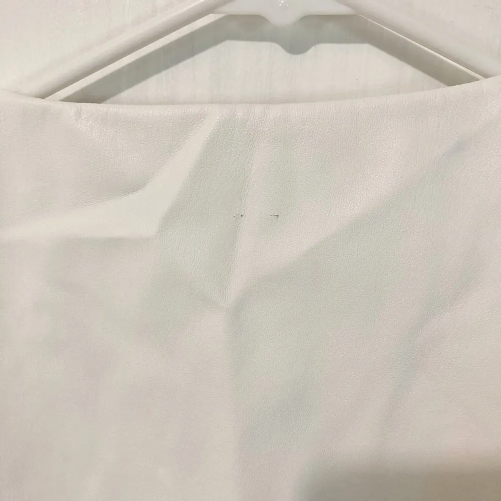 NEW Pinko UP junior ladies XL pleather long sleeve belly crop open front jacket White Size undefined - Image 4