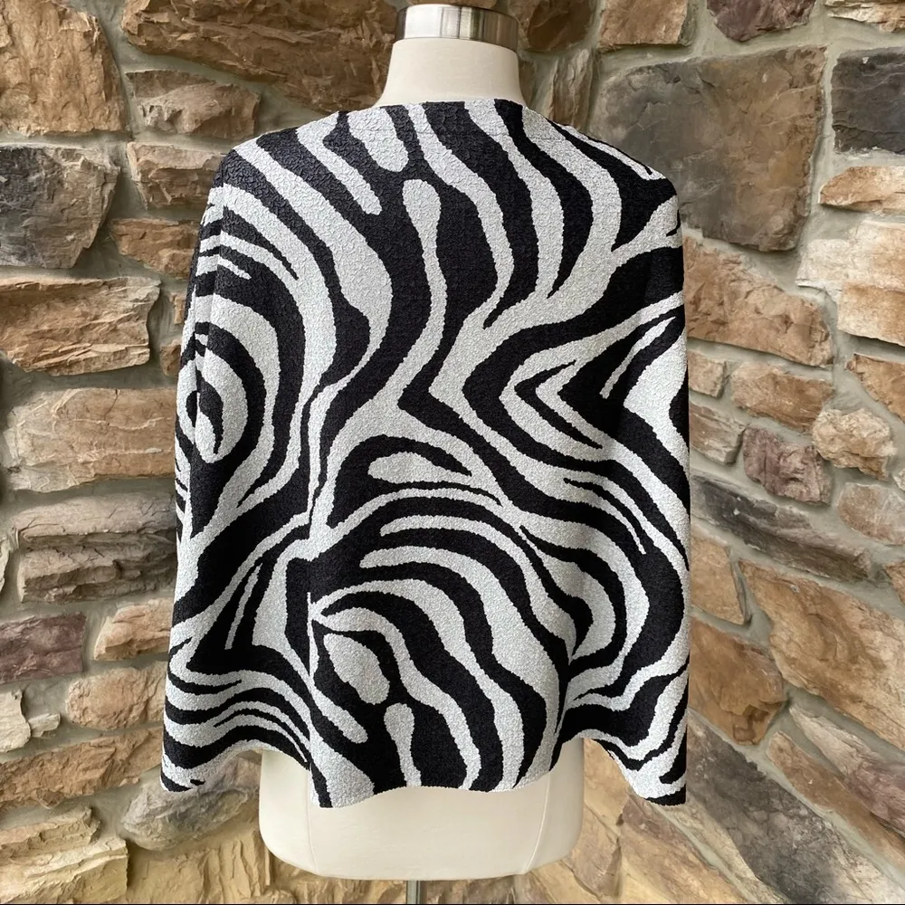 Chico’s Cape Jacket - Image 9