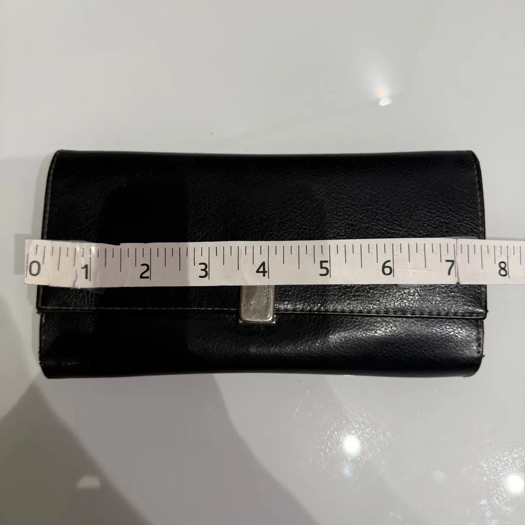 Liz Claiborne Black Leather Wallet - Image 5