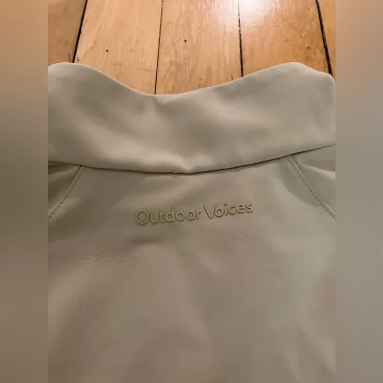 Outdoor Voices Frost Knit Beige Fitted Quarter Zip - Image 7