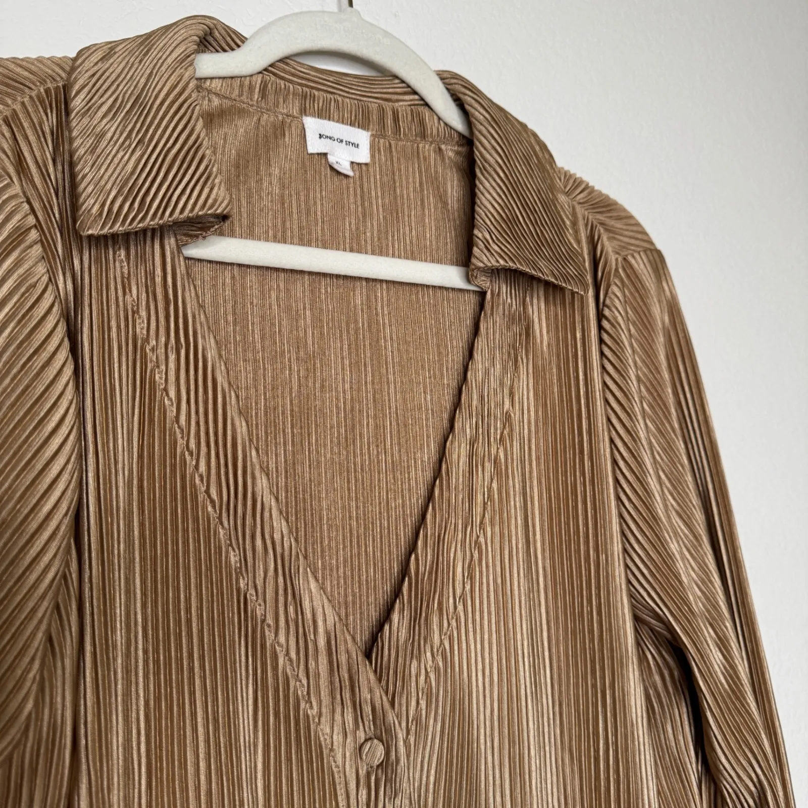 Song of Style Revolve Mara Shirt in Taupe Tan Size XL - Image 6
