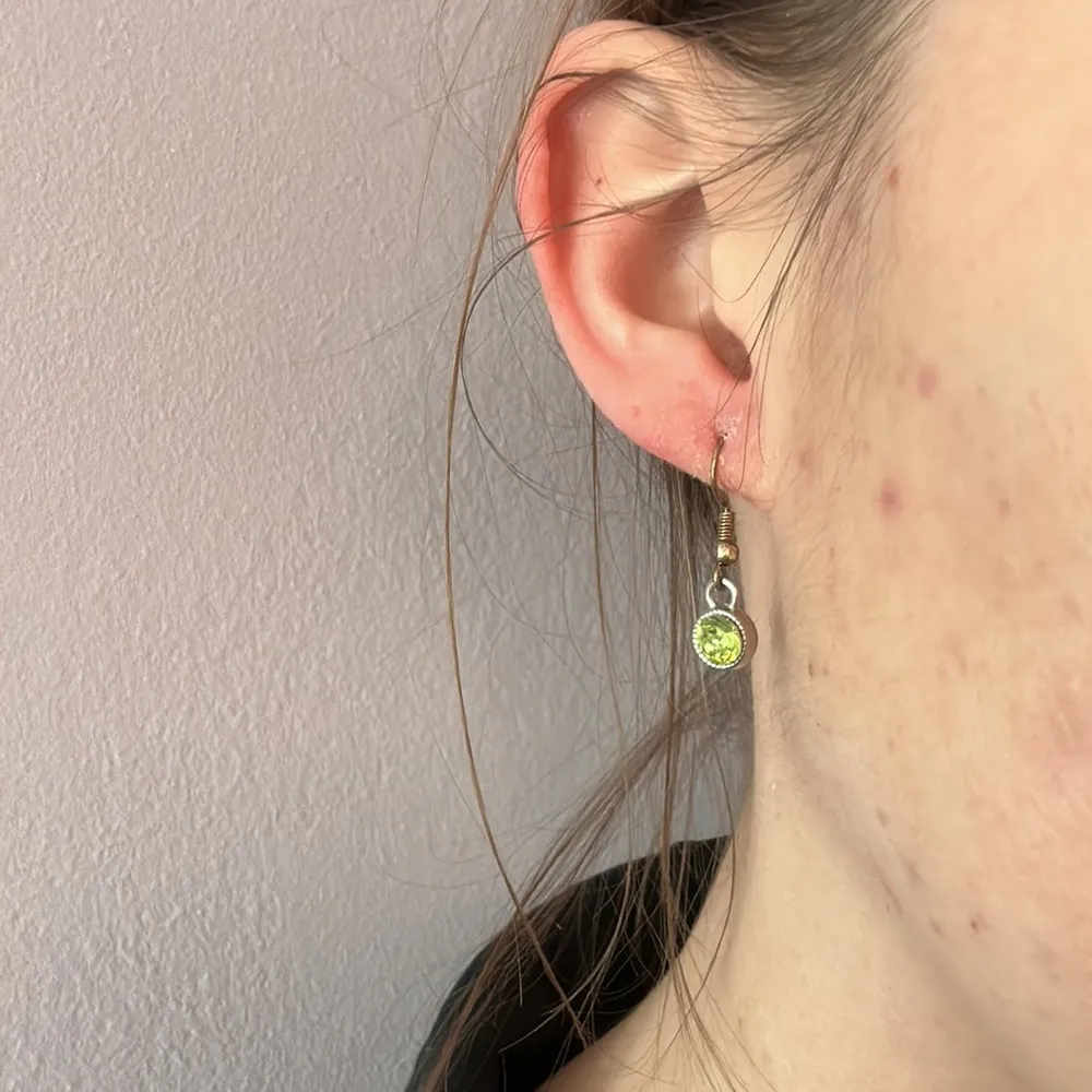 Peridot Dangly Earrings ☀️ August birthstone ☀️ Green - Image 2