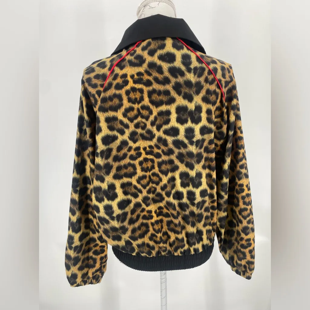 Terez leopard print quarter zip windbreaker, size small‎ - Image 3