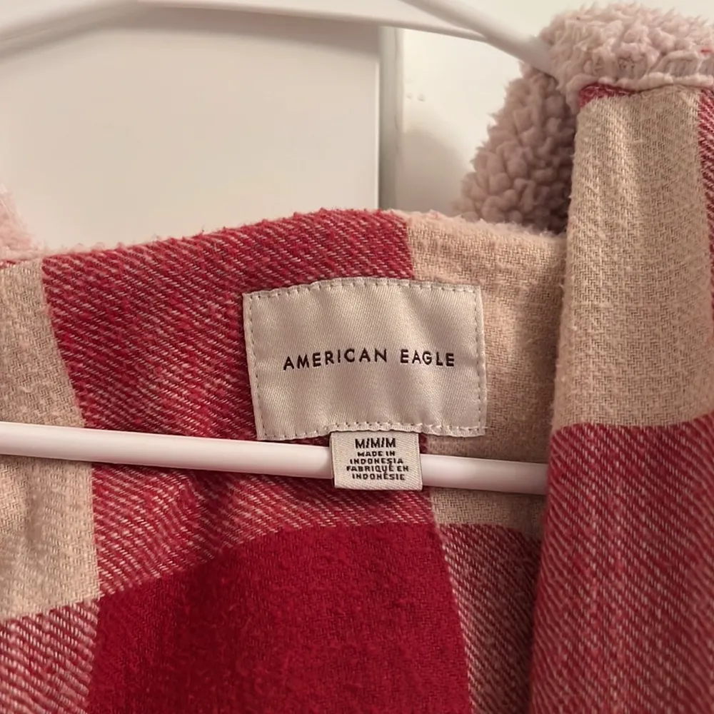American Eagle  Flannel with Hood - Image 4