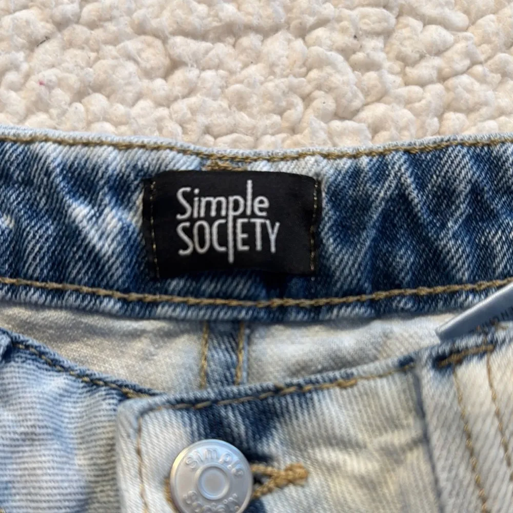 Simple Society Acid Wash Relaxed Boyfriend Jeans - Image 2