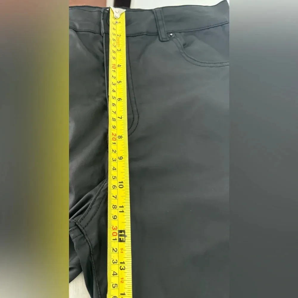 We The Free Pacifica High Rise Slim Straight Leg Jeans Coated Black Rock Sz 31 - Image 7