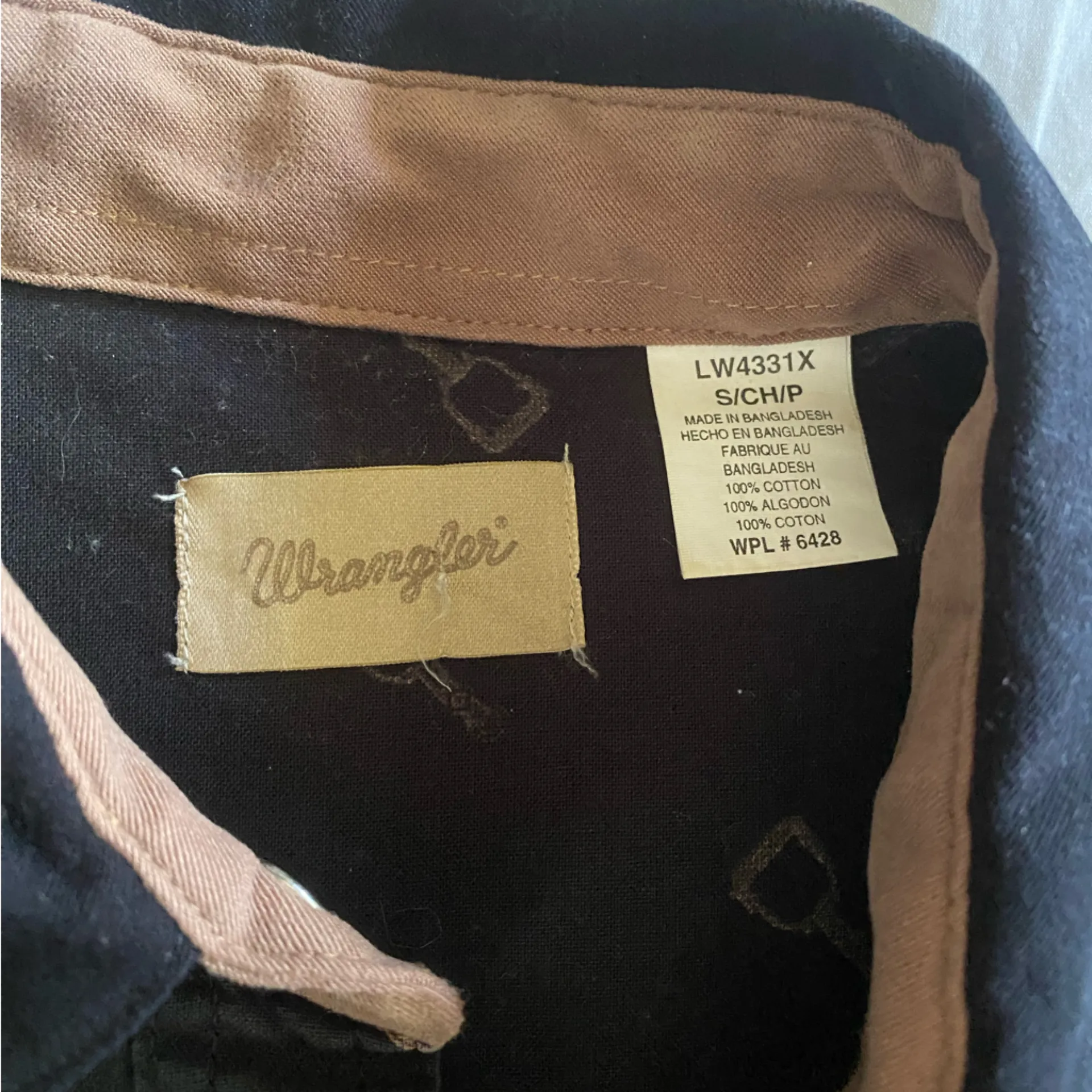 Unique‎ Vintage Wrangler Shirt - Image 3