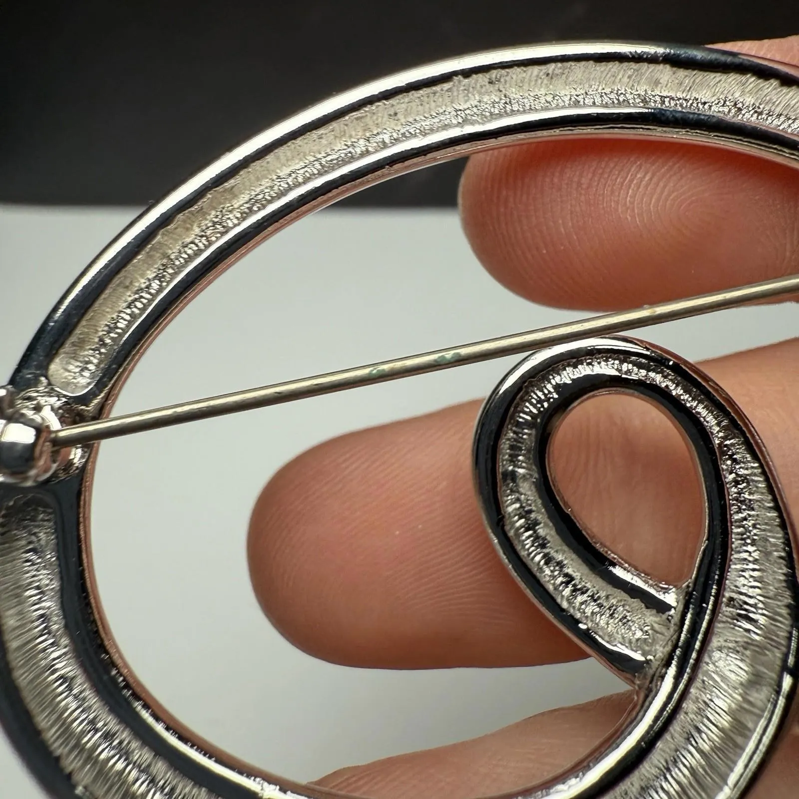 Monet Silver Swirl Silver Tone Brooch Pin Signed Vintage - Image 14