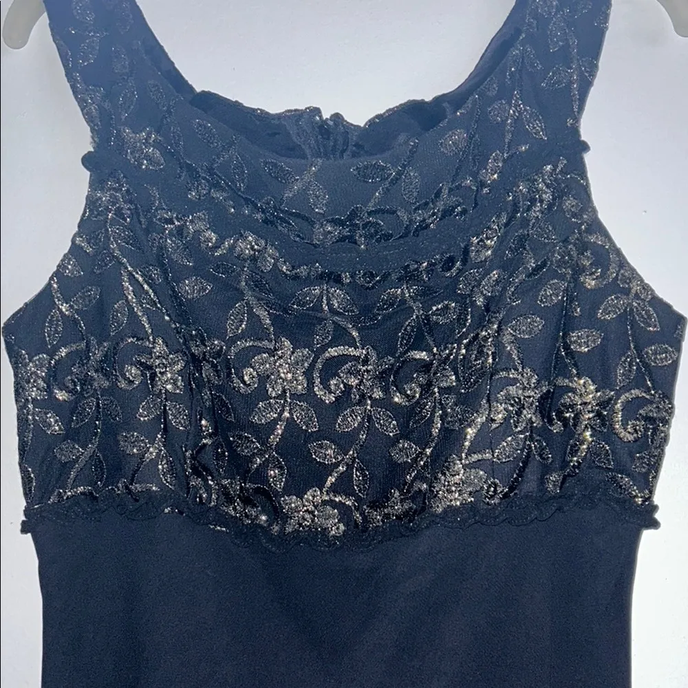 Elegant Black long formal gown Size XL - Image 2