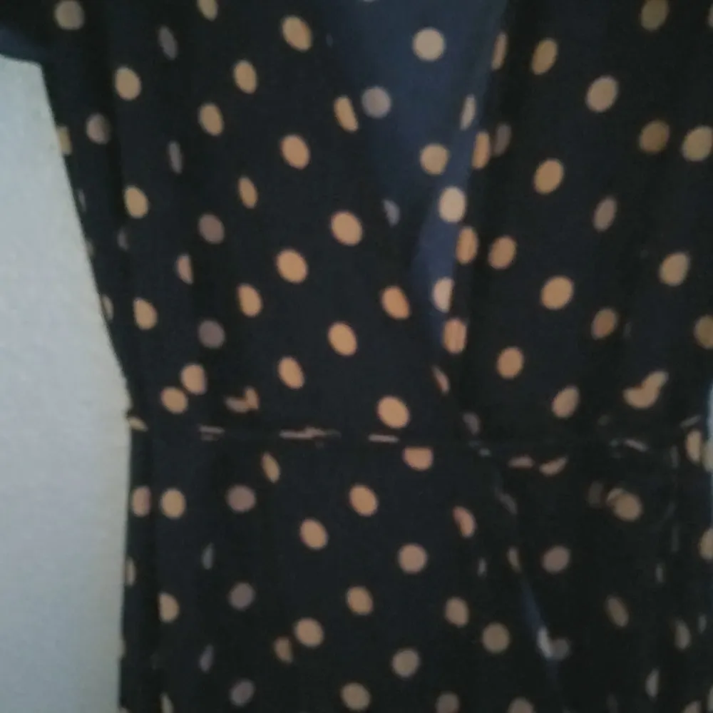 VICI S Butterfly Sleeved Dot Brown Gold Maxi Wrap Dress - Image 4