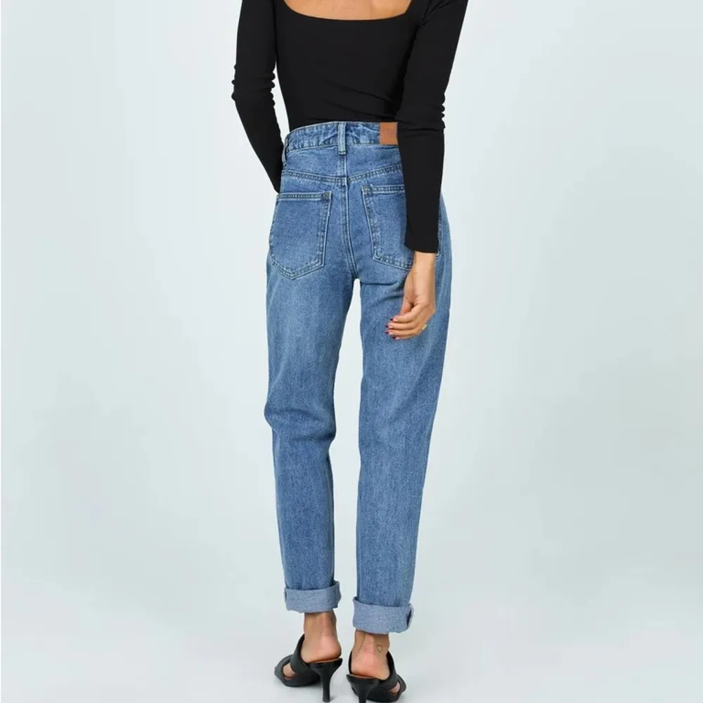 HAYDEN KNEE RIP JEANS MID WASH DENIM - Image 3
