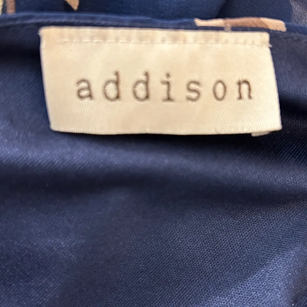 Addison Deep V front and back, Sheer sleeve flowey shorts romper! Cute & Classy Blue Size M - Image 6