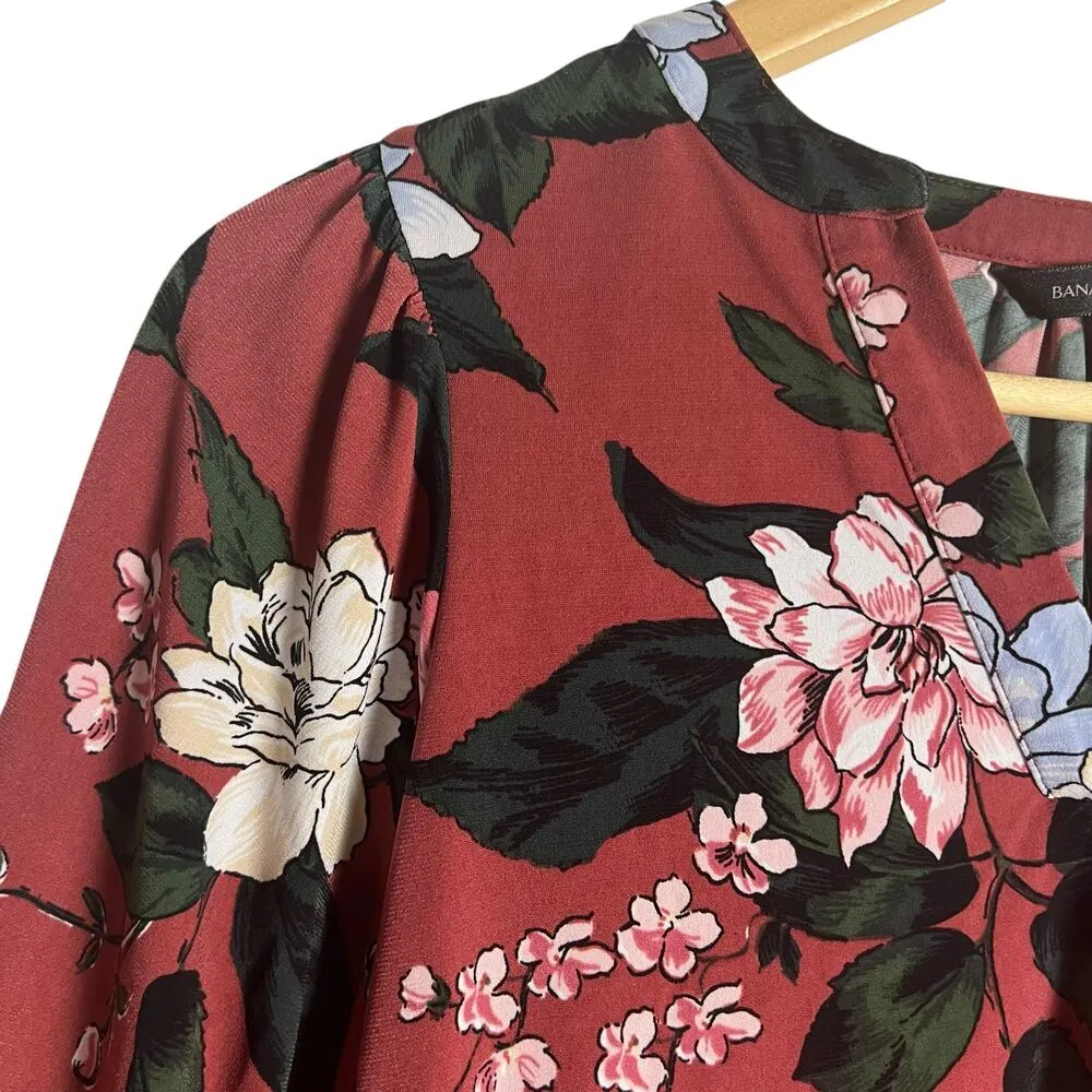 Banana Republic Red Floral Print 3/4 Long Sleeve Split V-Neck Popover Blouse XS - Image 4