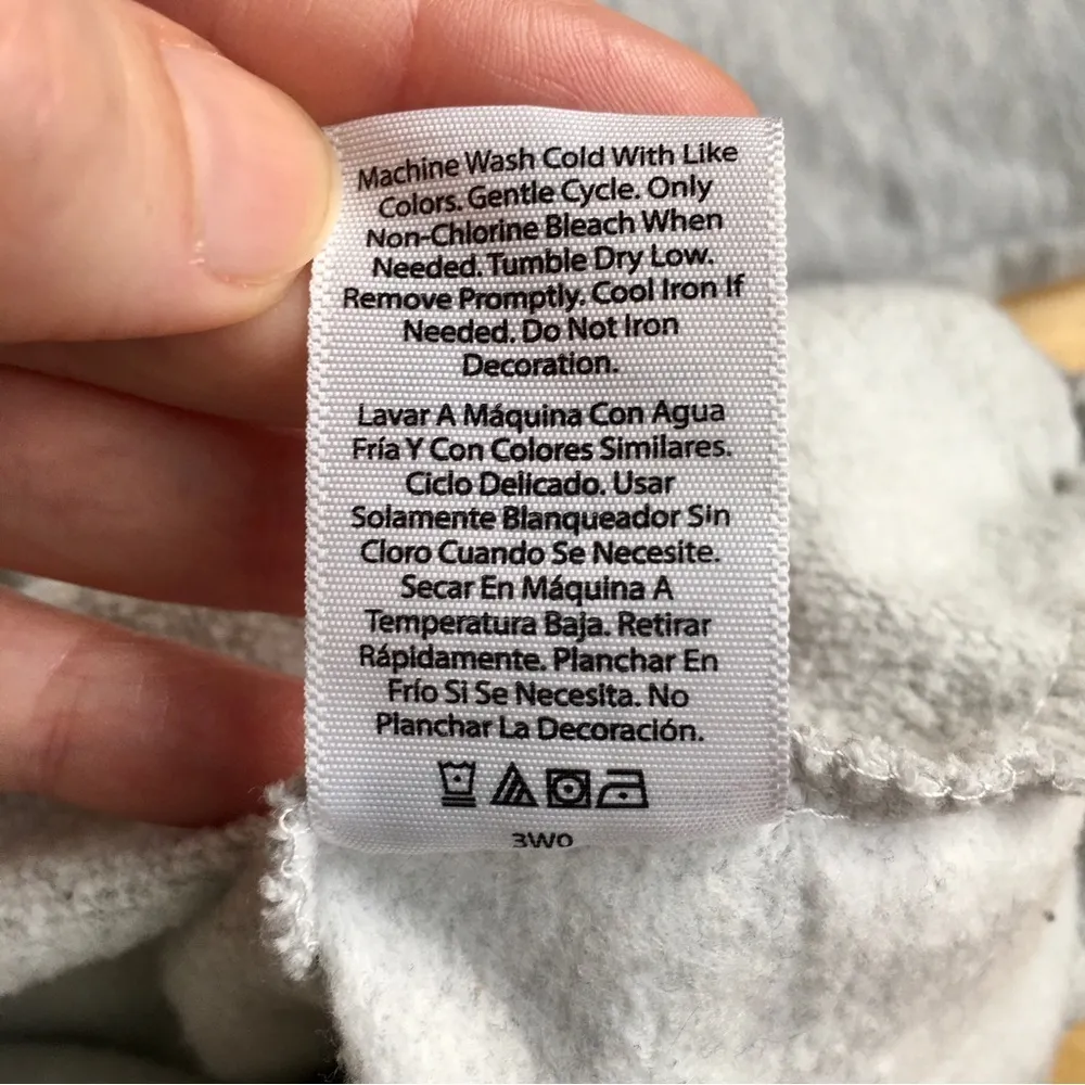 “I’m Not Judging You Oh Wait…Yes I Am” Hoodie Sweatshirt, Gray, Size L - Image 7