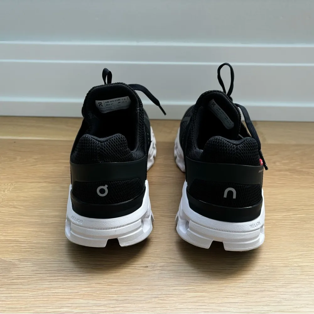 ON Running Cloudswift Women’s size 9.5 Black - Image 4