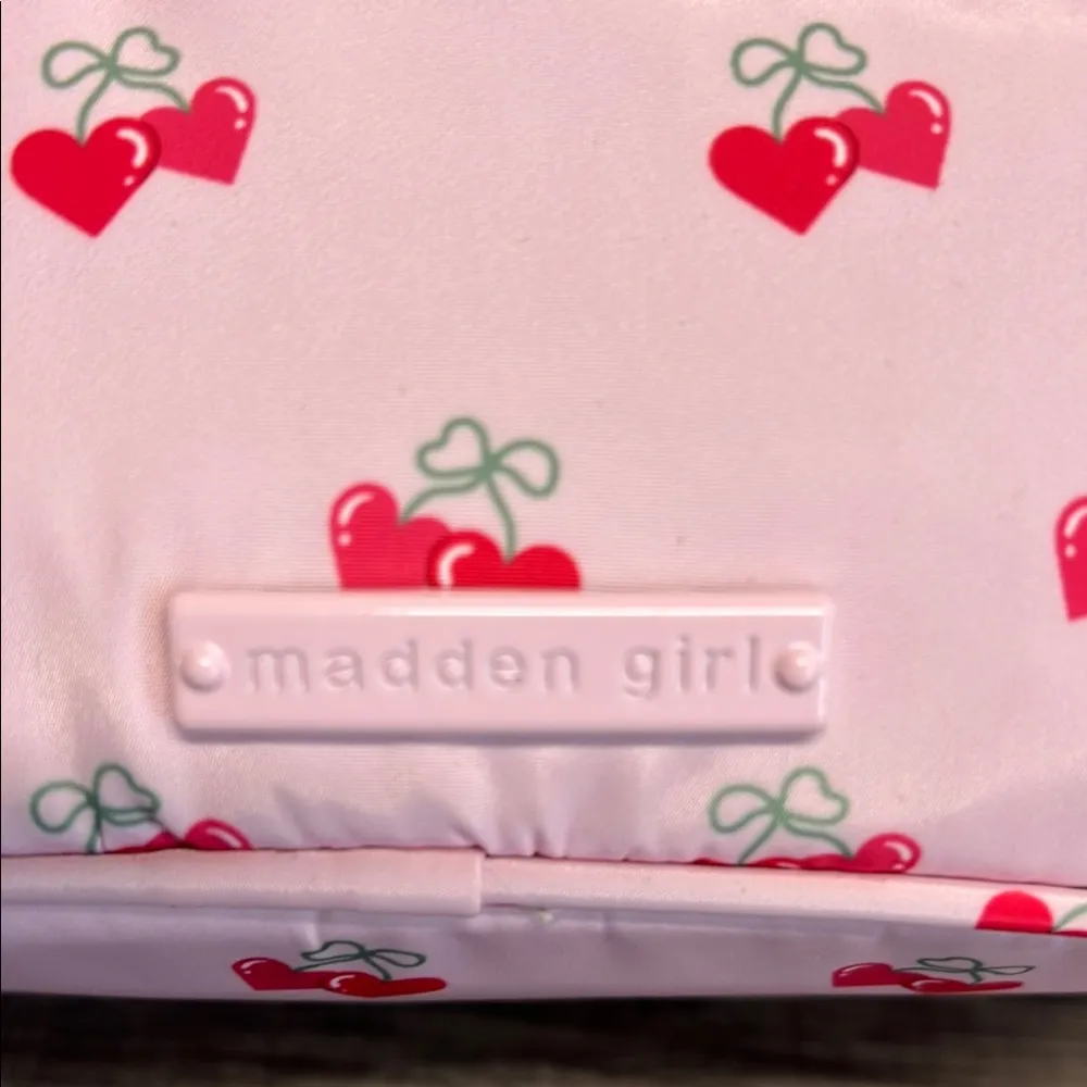 Madden Girl | Cosmetic Bag 🍒 - Image 7