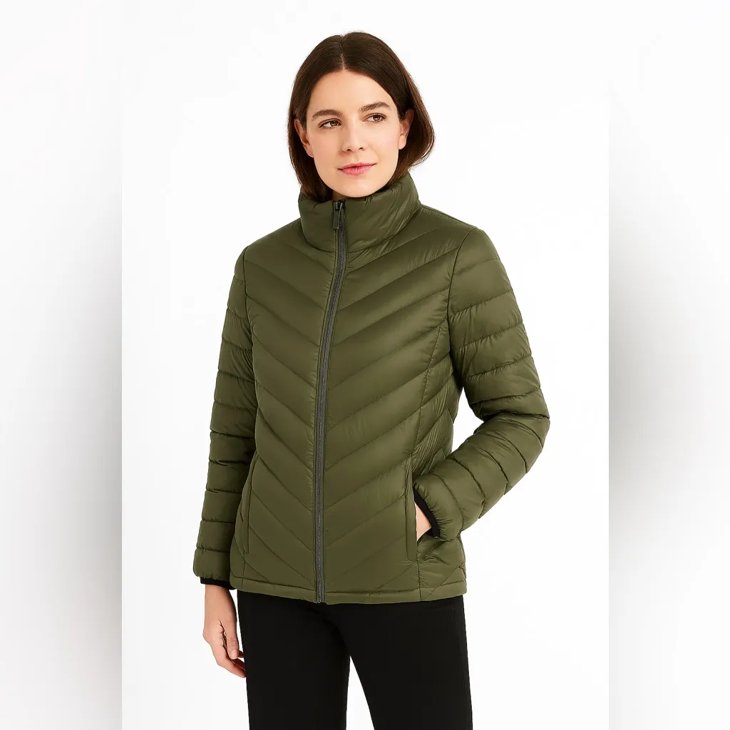 Michael Kors Reversible Quilted Puffer Jacket - Image 10