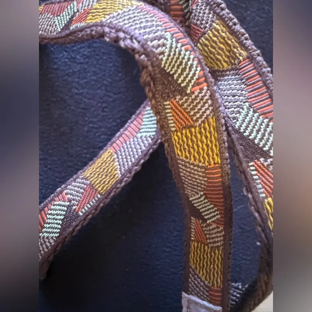 Teva Olowahu Flip-Flop Sandals Women's Olowahu Zaro Tiger Lily Polyester Sandal - Image 9