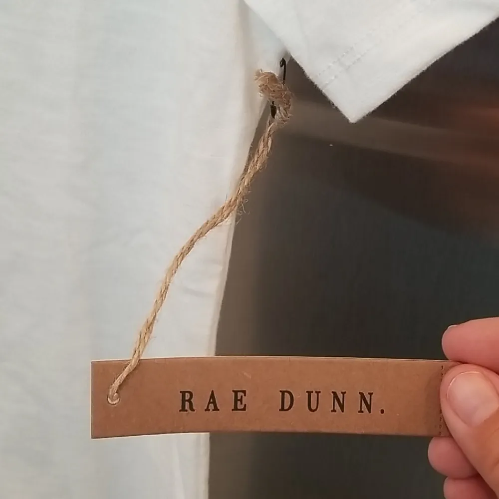 💕RAE DUNN💕 BRIDE Short Sleeve Graphic Tee S NWT - Image 5