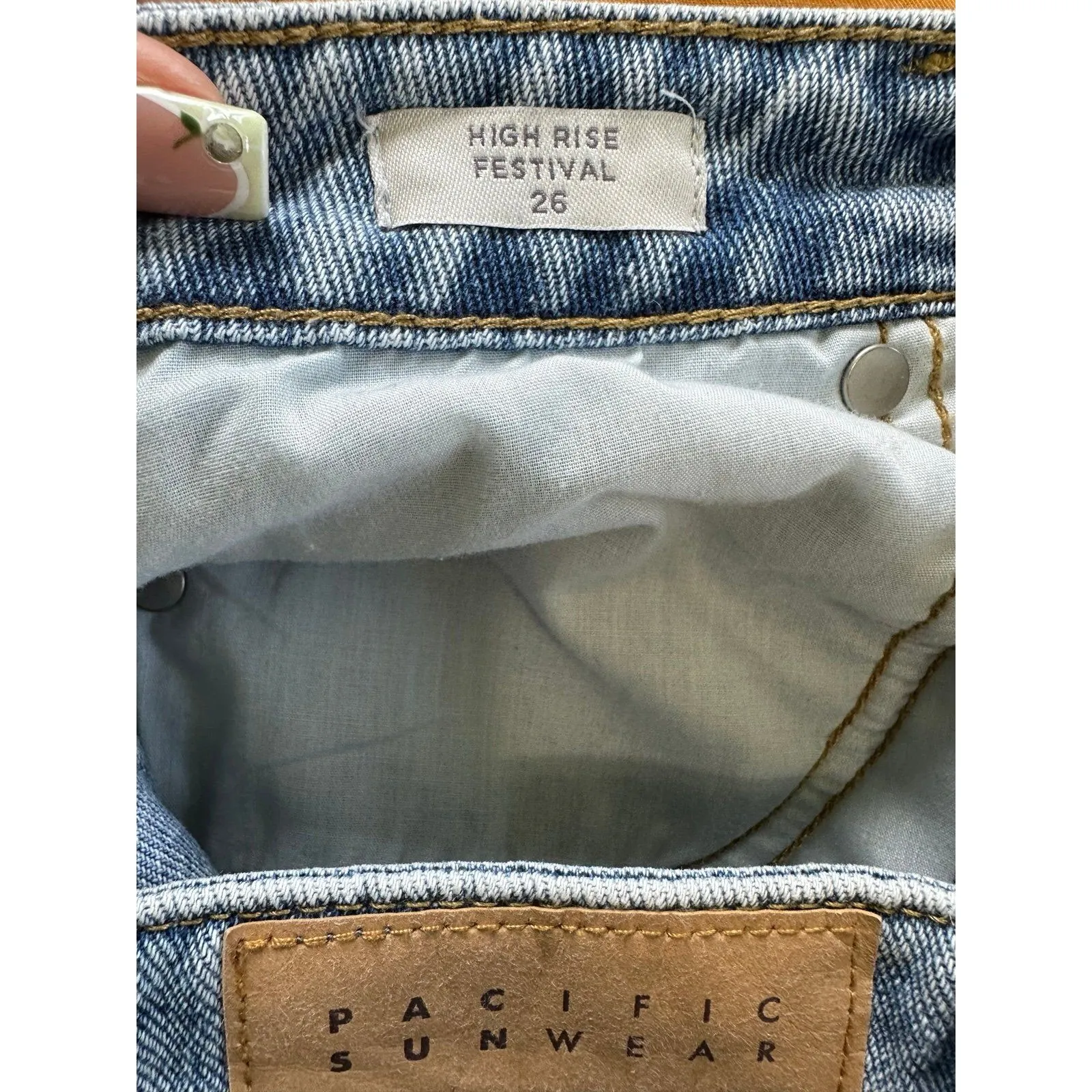 PacSun Women's 100% Cotton High Rise Festival Button Fly Denim Jeans Shorts 26 - Image 6