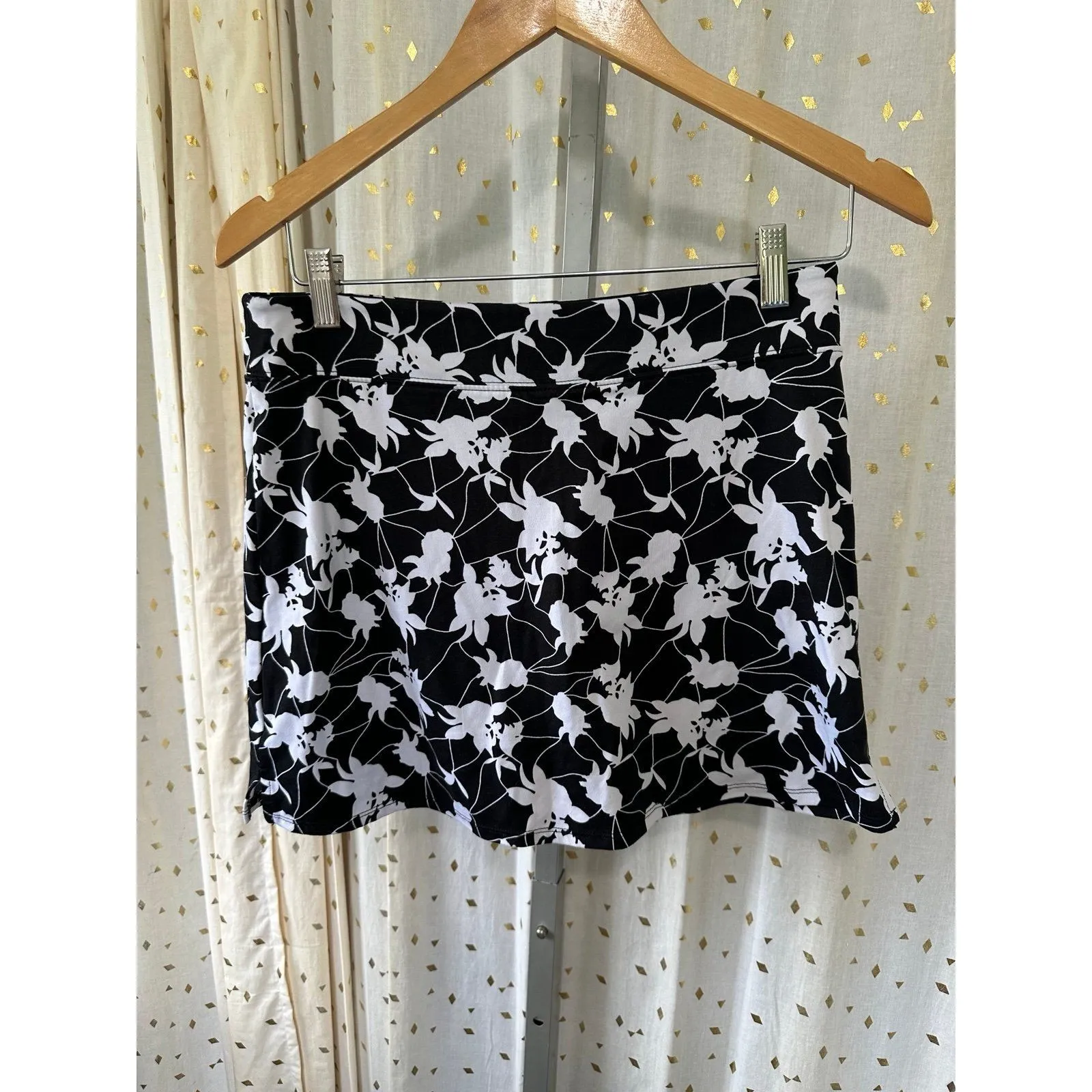 Tranquility By Colorado Clothing Athletic Floral Silhouette Stretch Skort S Black - Image 2