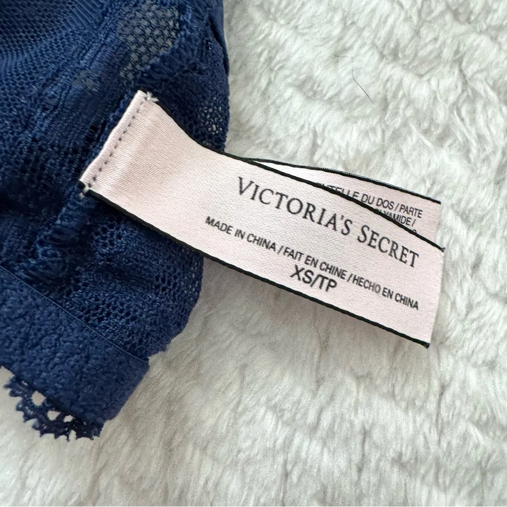 Victoria's Secret Lace Bralette XS Racerback Unlined Blue V Neck Coquette Grunge - Image 5