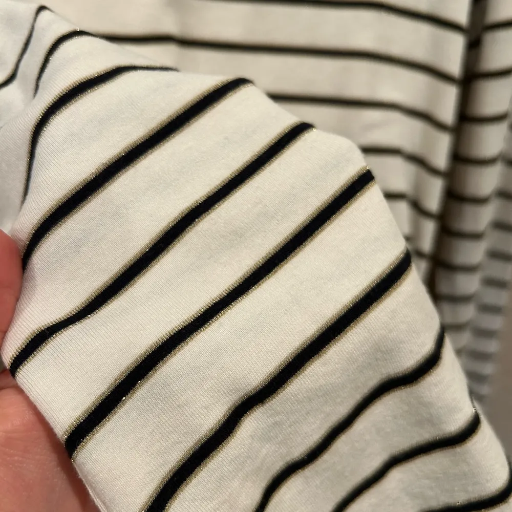 JNY Women's White Black & Gold Striped Long Sleeve Top - Image 8