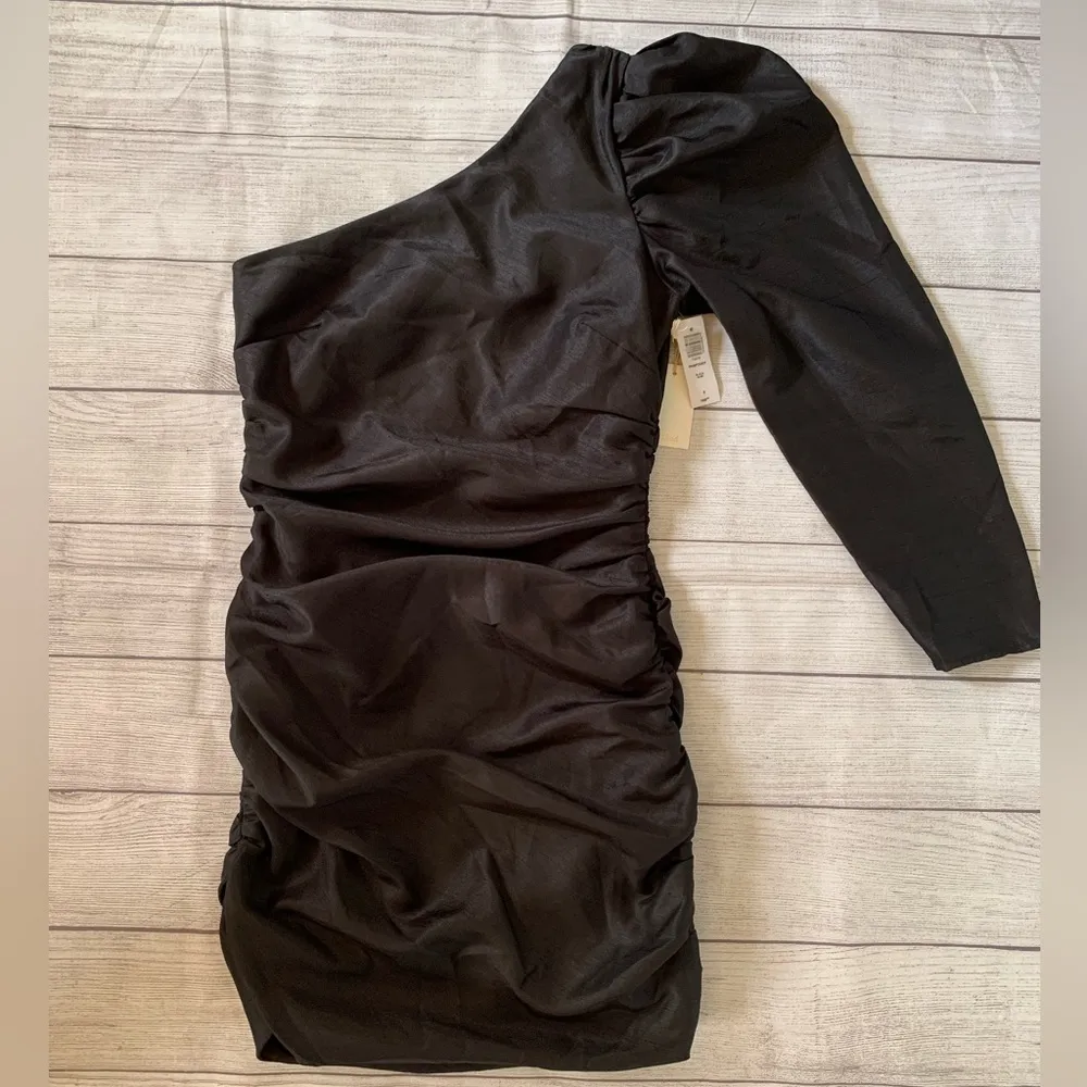NWT Aritzia Wilfred Rhapsody Black One Long Sleeve Ruched Mini Dress in Size 8 - Image 3