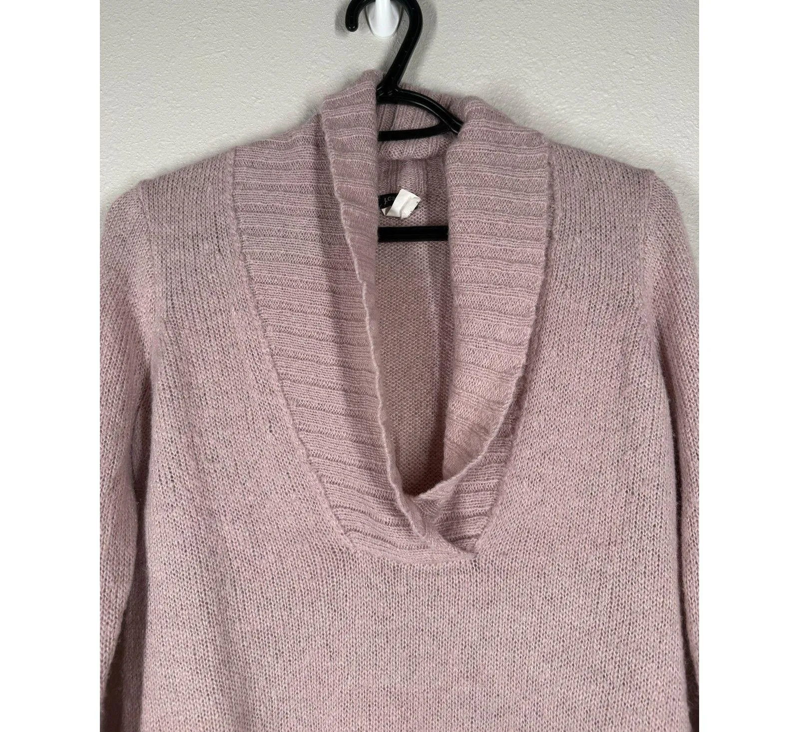 J Crew Pink Wool Mohair Blend V Neck Sweater Womens XS Blush Pink Cozy Warm - Image 3