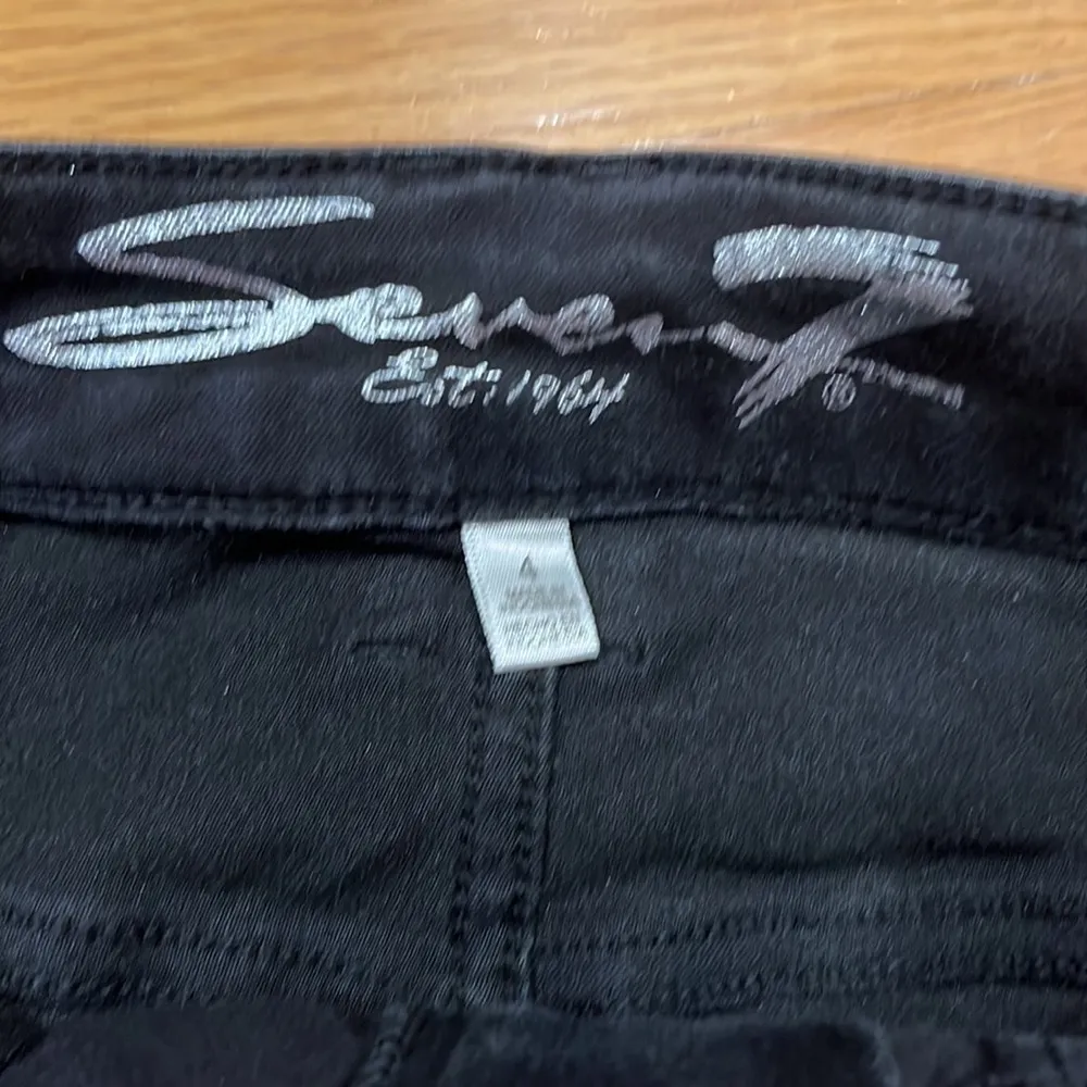 Seven 7 high rise black shorts size 4. - Image 2