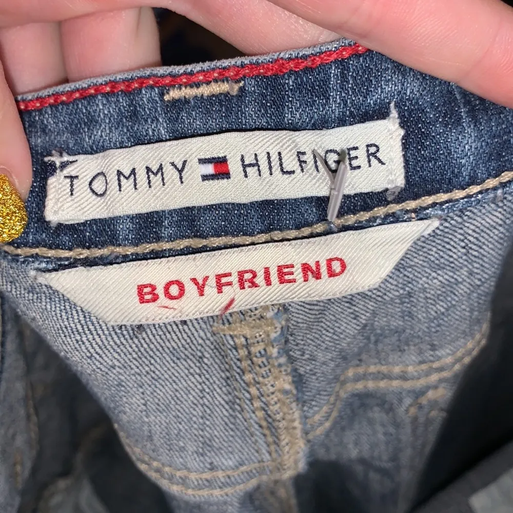 Tommy Hilfiger boyfriend size 8 short jeans - Image 6