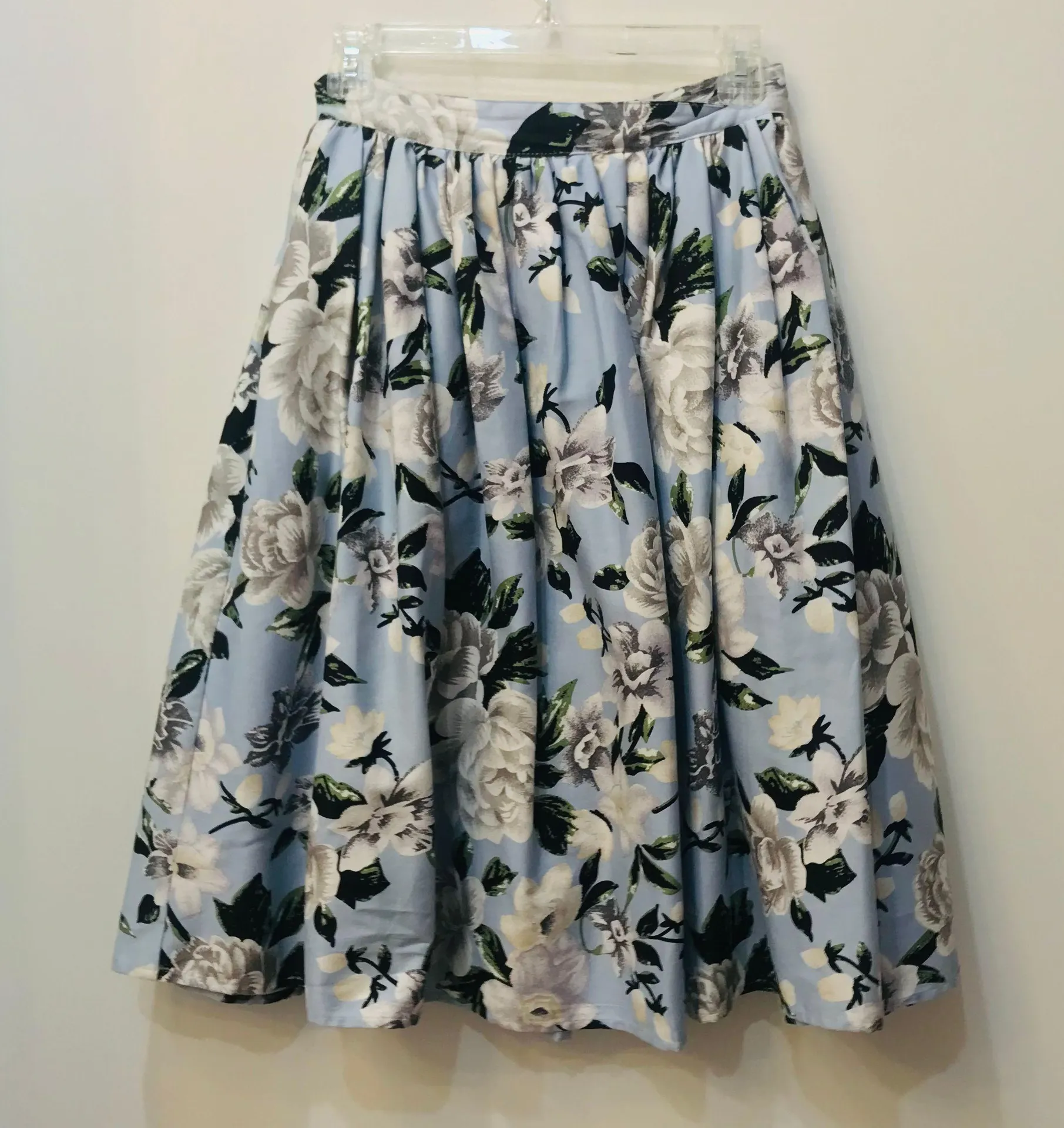Unique Vintage Floral High Waist Skirt small - Image 5