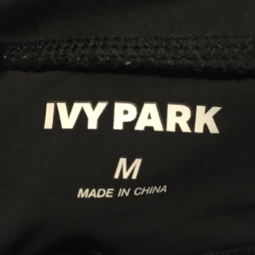 Ivy Park black cropped athletic workout leggings - Image 4