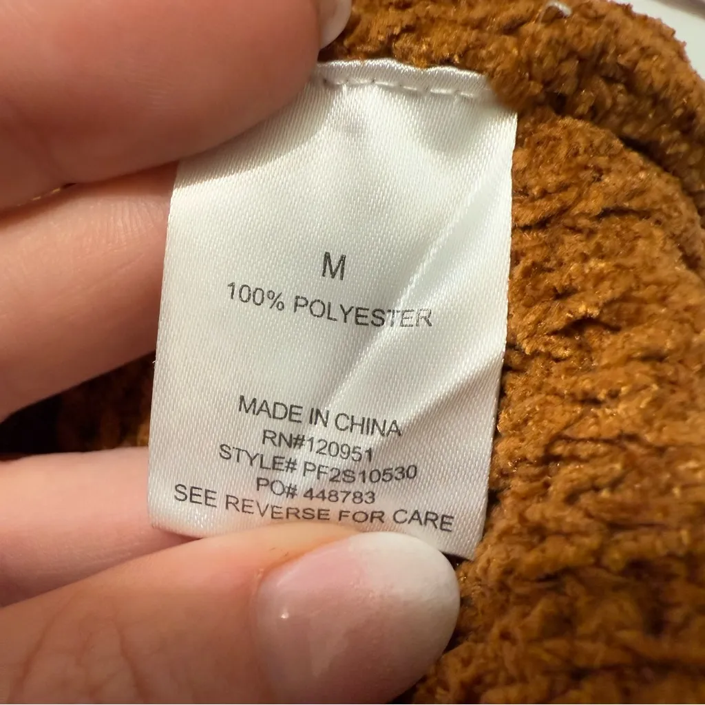 Pink Rose size M cropped‎ sweater vest - Image 4